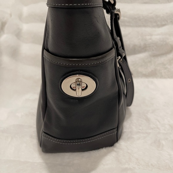 Coach Vintage Leather Tote - Black - Picture 6 of 12